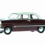 HO Ford Taunus weinrot