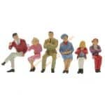 HO Sitzende Personen