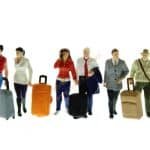 HO Gehende Reisende+Trolleys