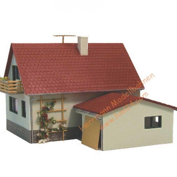 HO/TT Haus mit Garage