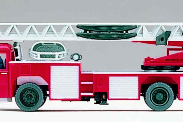 HO FW Magirus-Drehleiter
