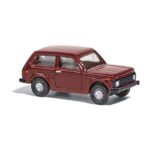 TT Lada Niva Weinrot